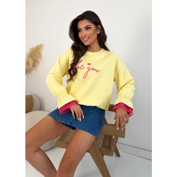 Bluza damska Be You z koronką i ozdobnym rękawem